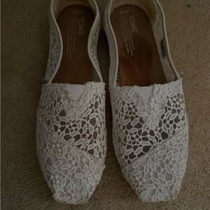 TOMS Women's Floral Lace Flats - Cream
